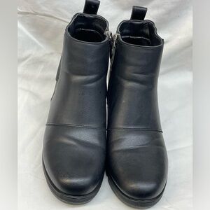 Athlefit Black Ankle Boots with Wedge Heel ladies sz 8